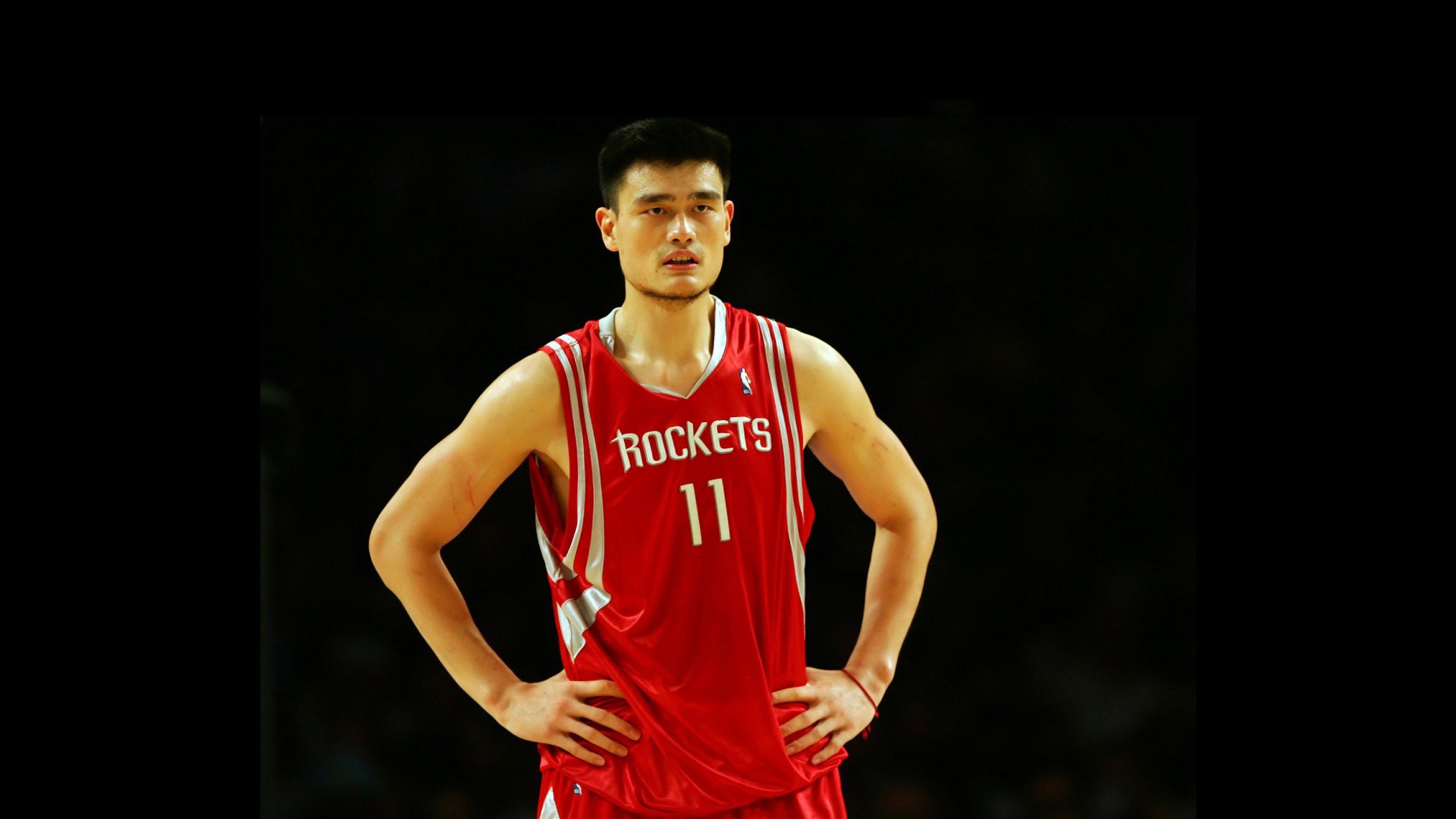 jinnianhuisports-字母哥跨时空怒吼引联动，上海久事队长备战欧联引爆全球关注